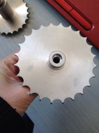 Accessori automatici lavoranti dell'attrezzatura delle parti di metallo di servizio di CNC fornitore
