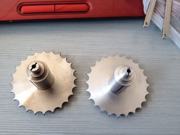 Accessori automatici lavoranti dell'attrezzatura delle parti di metallo di servizio di CNC fornitore
