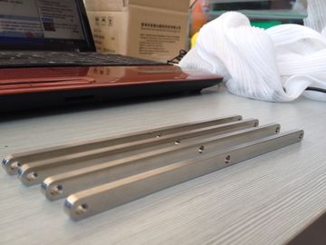 Servizio lavorante di alluminio su misura del tornio di tornitura di CNC delle parti di metallo fornitore